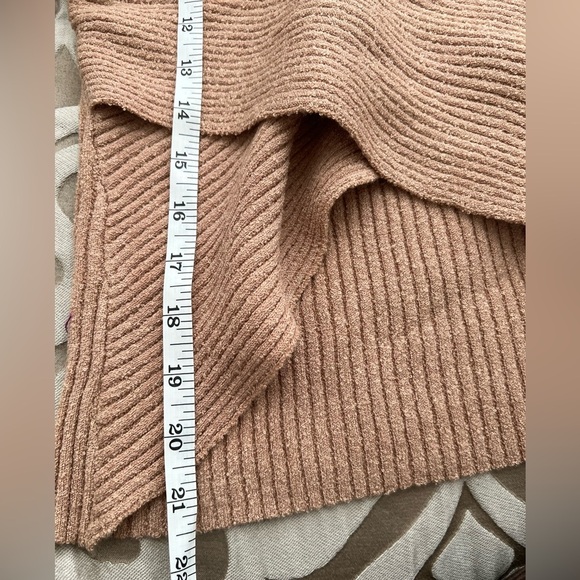 ASTR THE LABEL-  Mock Neck Cross Front Sweater Ribbed Knit Faux Wrap Top NWOT - Picture 7 of 8